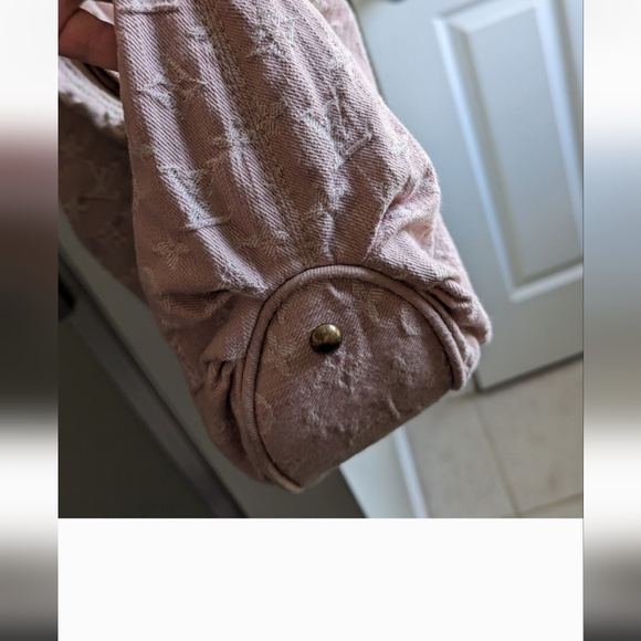 Louis Vuitton denim crossbody , & dust bag - Picture 8 of 16